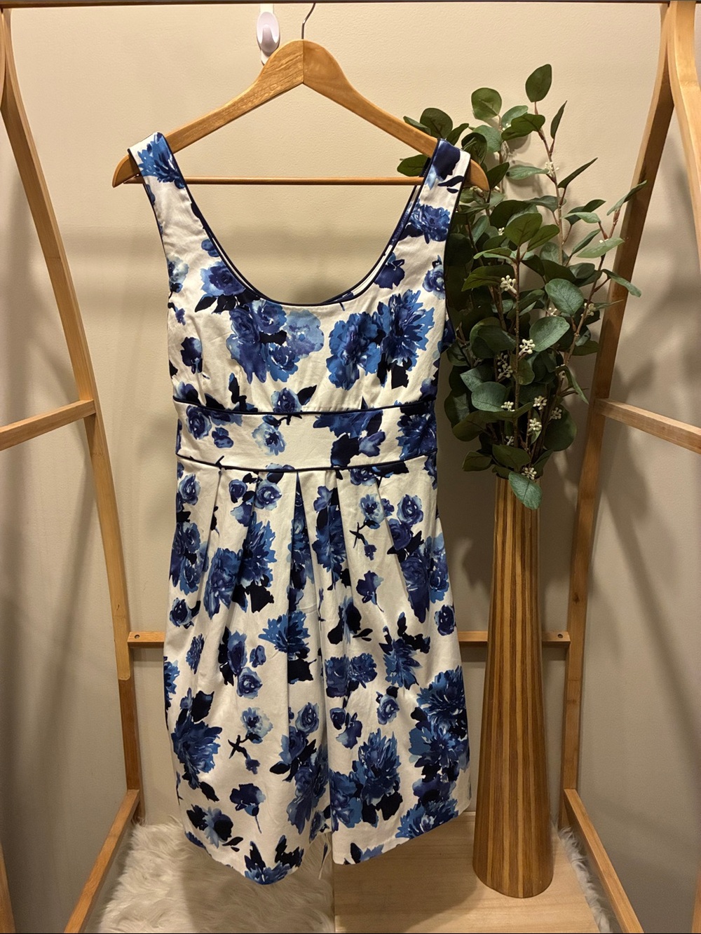 LOasis Blue Floral Scoop-Neck Dress a125